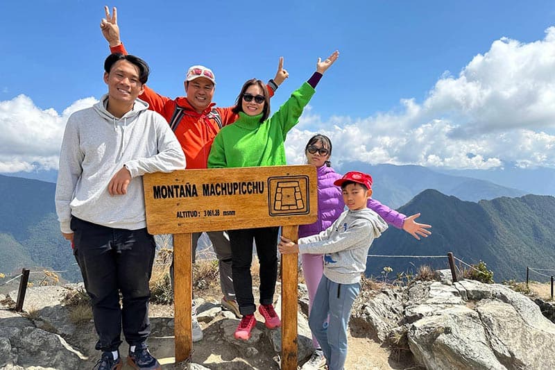 Cima de la Montaña Machu Picchu Cima de la Montaña Machu Picchu
